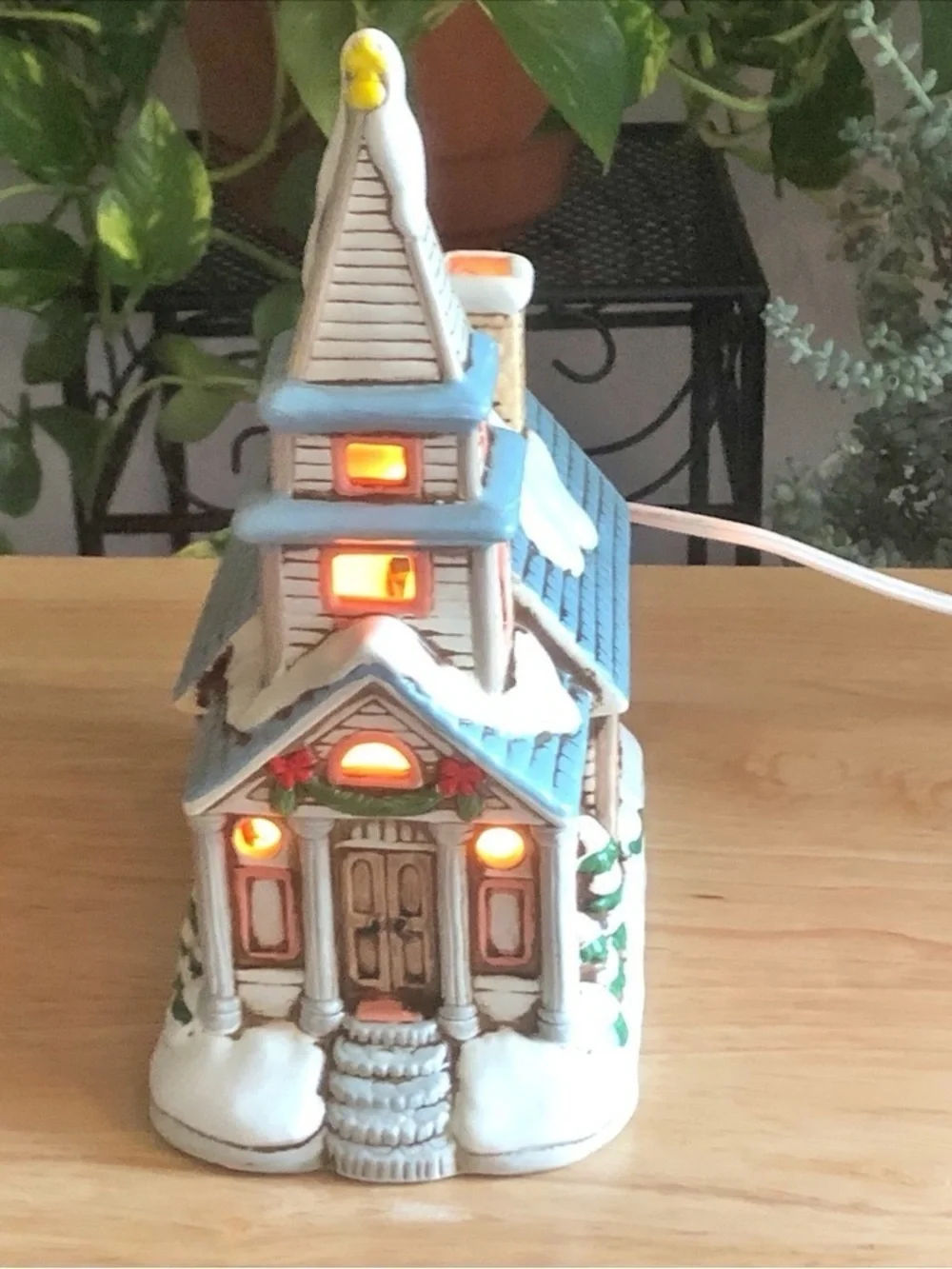 Vintage 1987 Lefton China Byron Wood Lighted Ceramic Christmas Village Church